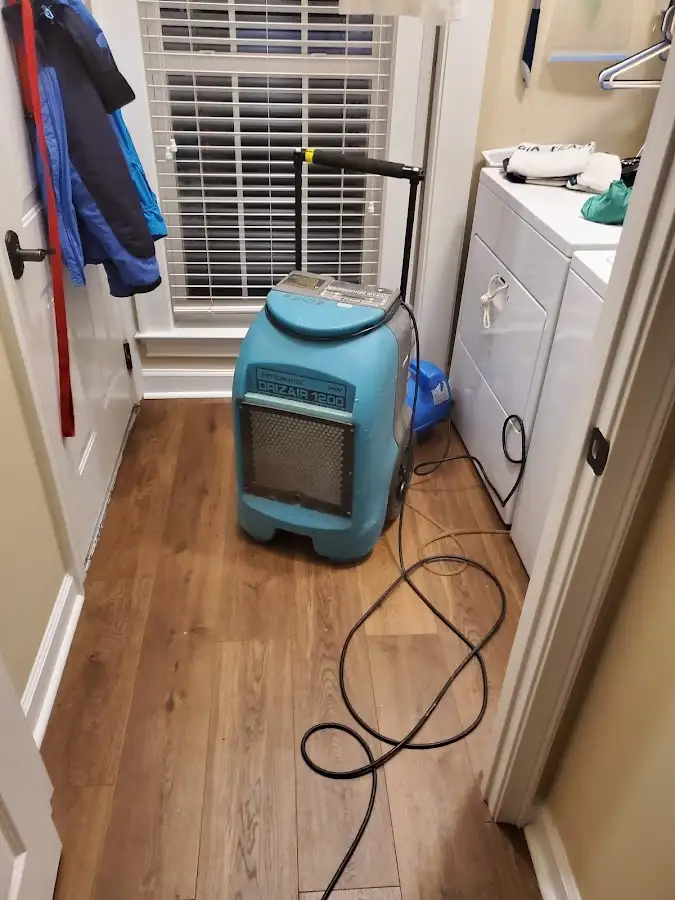 Commercial dehumidifier deployed for Crawl Space Restoration in Orland